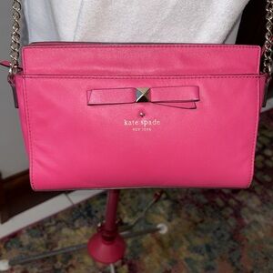 Kate Spade  bowfront Crossbody bag leather  bright pink  strap/Chain detail Exe